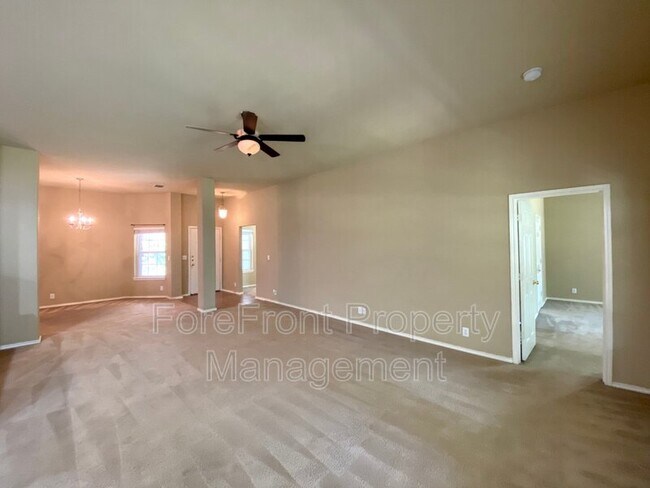 Building Photo - 13904 Belgravia Forest