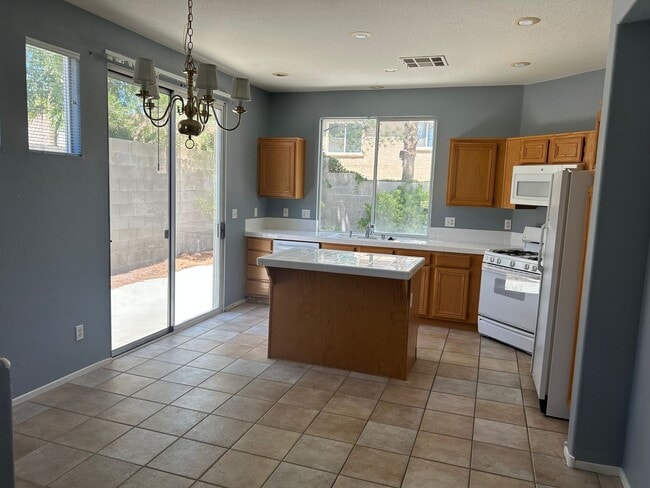 Building Photo - Beautiful Summerlin Home
