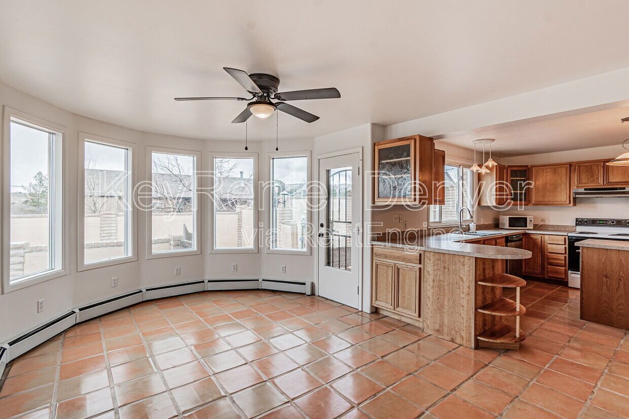 Foto principal - 990 Beech St