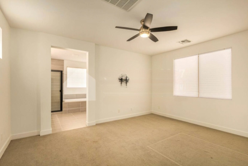Foto principal - 9837 Jonestown Rd