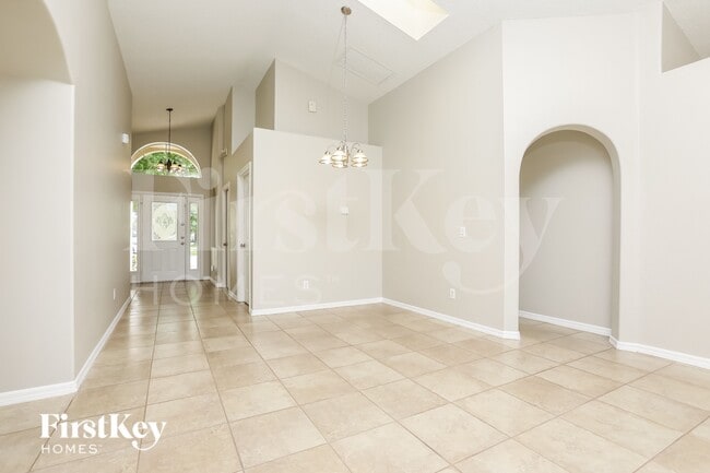 Foto del edificio - 2693 Autumn Creek Cir