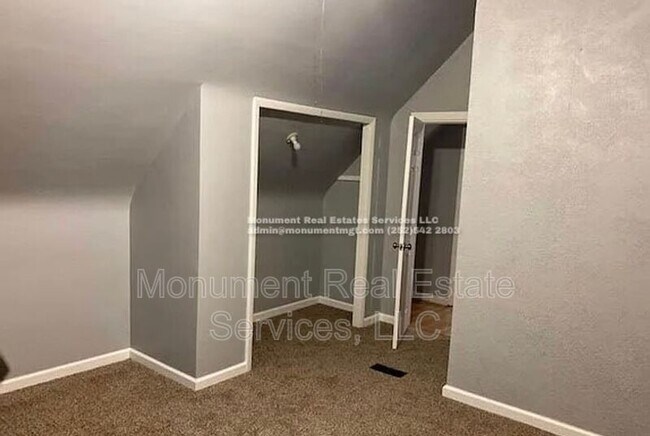 Foto del edificio - 3871 E 54th St