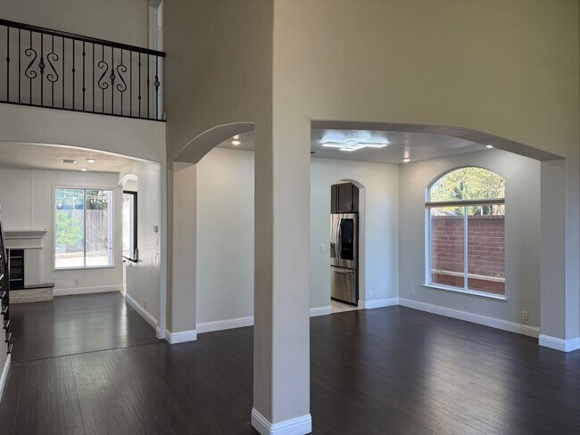 Foto del edificio - 9223 Camden Lake Way