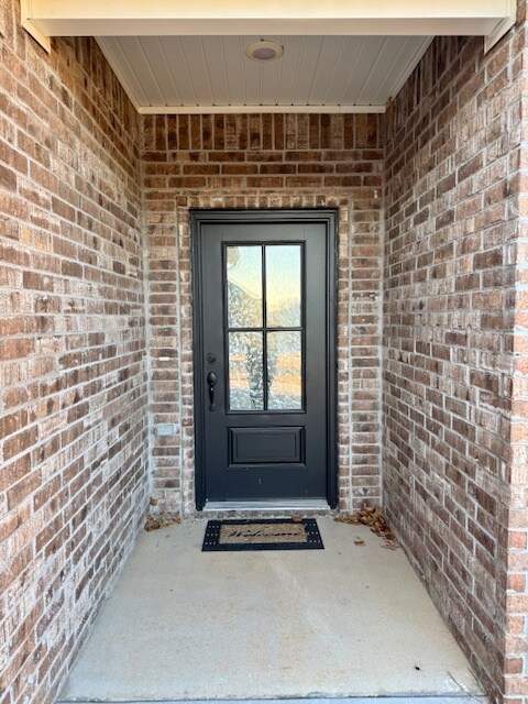 Building Photo - 1624 Seay Cir