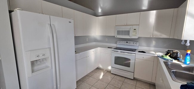 Building Photo - 15598 Spring Line Ln