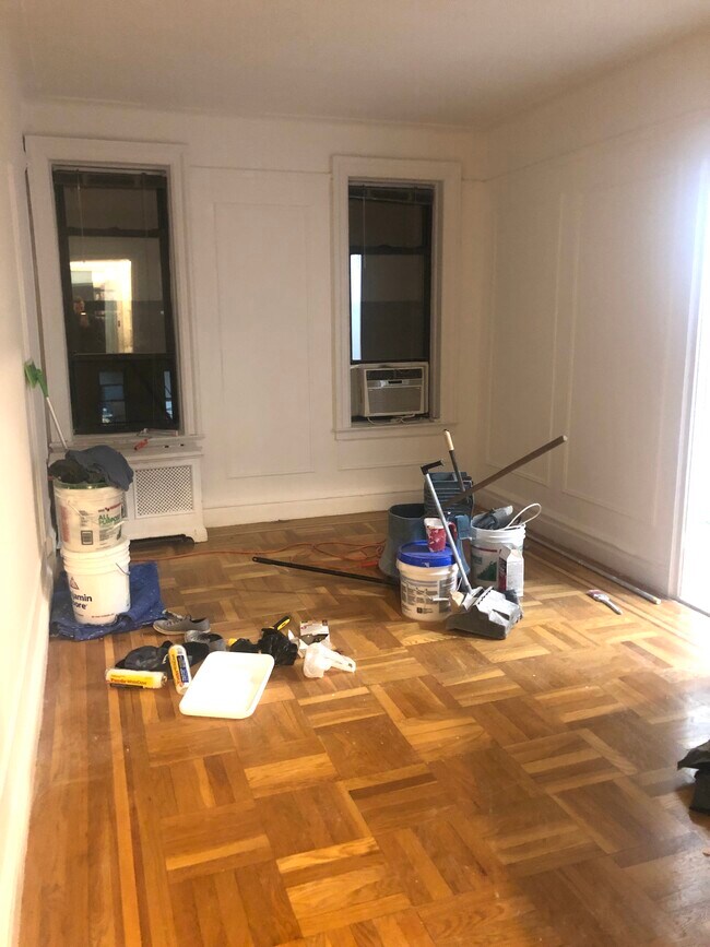 Plano de planta - 330 East 52nd Street