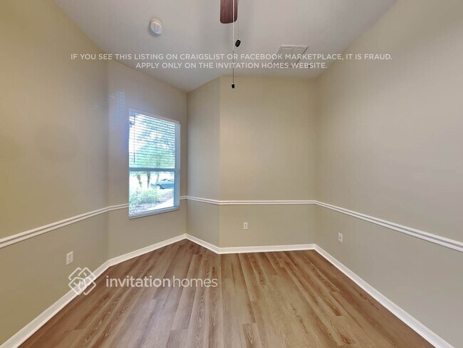 Foto del edificio - 20401 Walnut Grove Ln