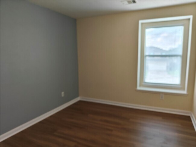 Foto del edificio - 7915 Moss Springs Ct