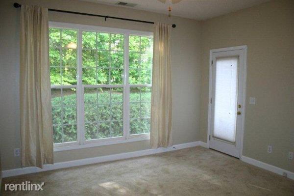 Building Photo - 8317 Amber Leaf Ct