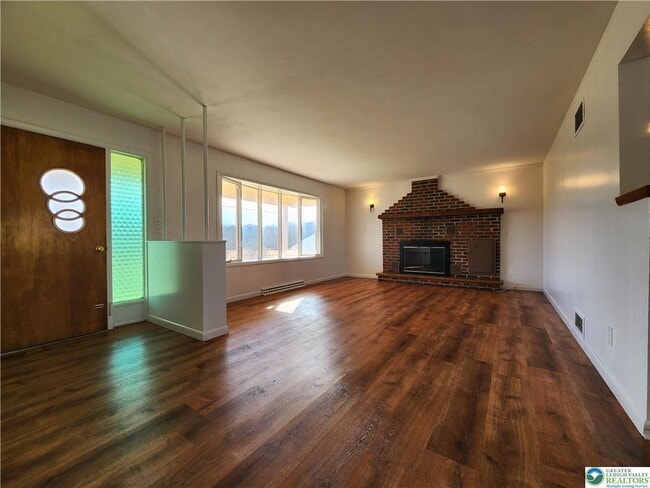 Building Photo - 5409 Railroad Rd