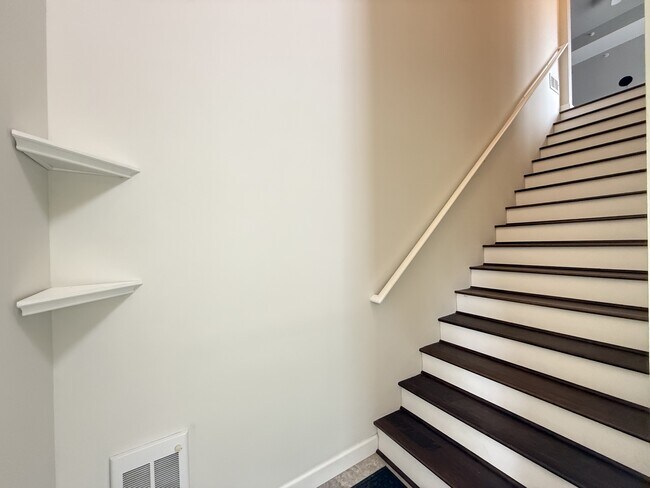 Building Photo - 5606 Arbor Chase Dr
