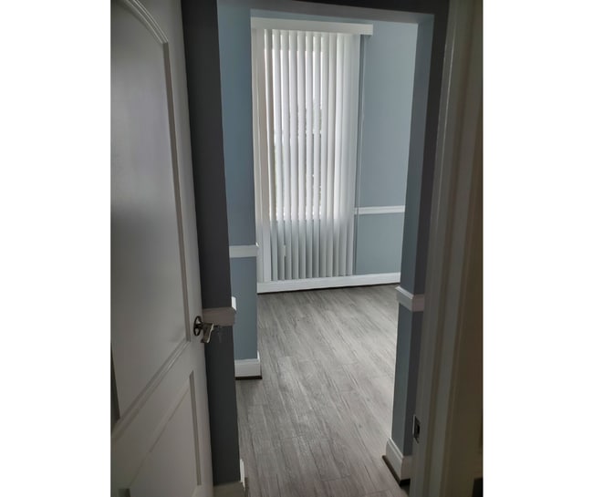 Building Photo - 2838 Washington Blvd