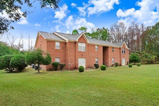 Foto del edificio - FOR RENT in Waynetique Apts ~ 2 Bedroom, 2 Bathroom Apartment in Goldsboro *Excellent Wayne Memor...