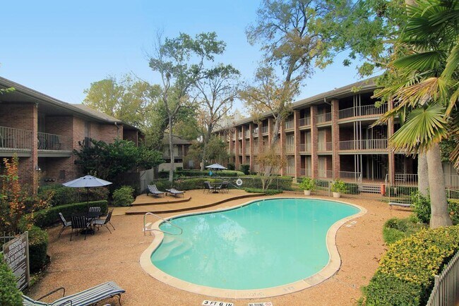 Building Photo - 6442 Bayou Glen Rd