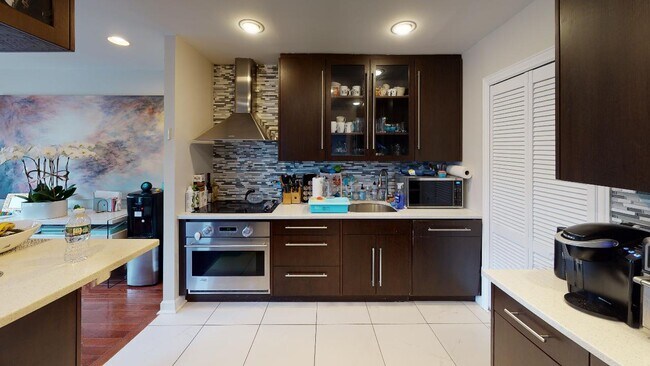 Kitchen - 1 Ipswich Ave
