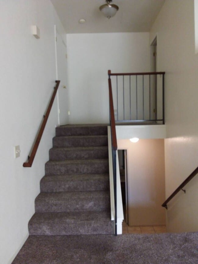 Foto del edificio - 450 Solar Way