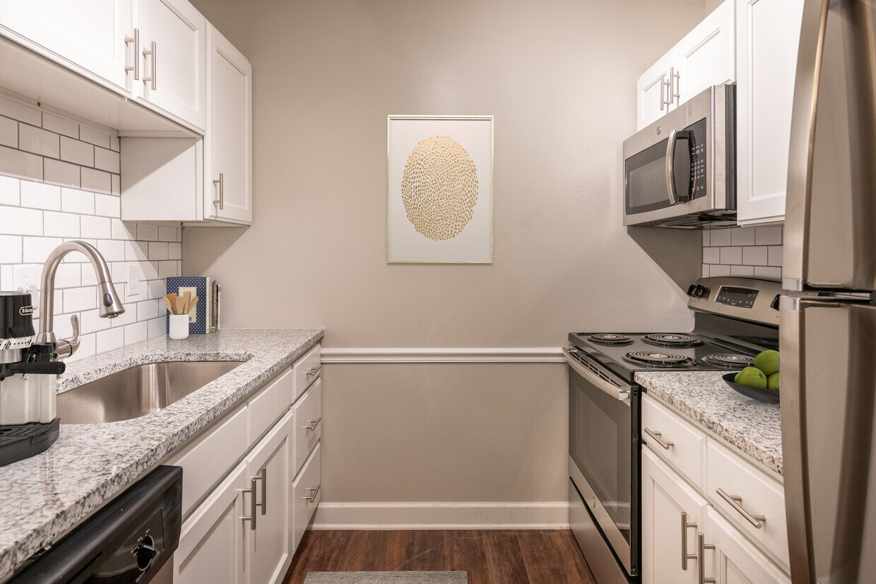 Oxford Square Apartments in Cary, NC