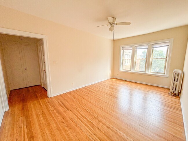 Foto del edificio - 1551 W North Shore Ave