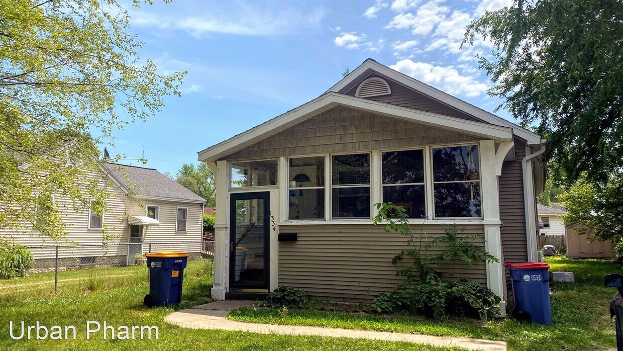 Primary Photo - 2 br, 1 bath House - 1334 Matilda NE