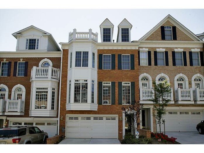 7755 Legere Ct, McLean, VA 22102 Townhome Rentals in McLean VA