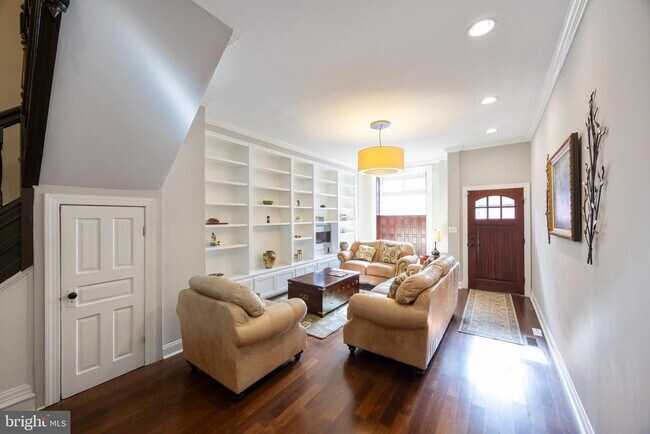 Foto del edificio - 314 E 22nd St