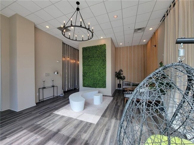 Foto del edificio - 525 Parkway Dr NE