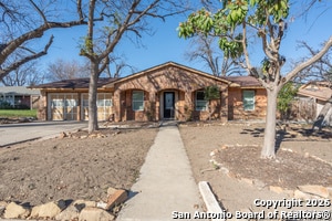 Building Photo - 607 Colwyn Pass