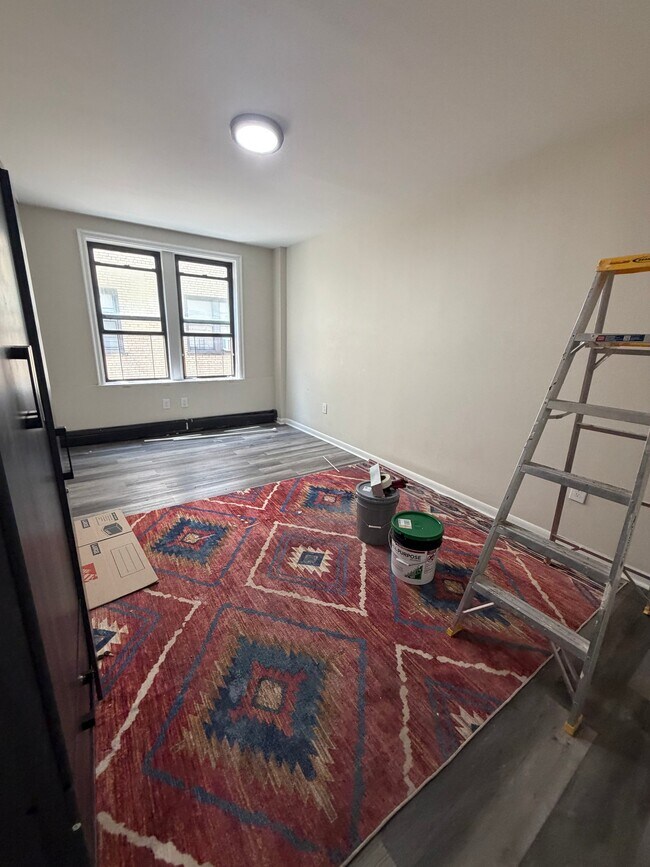 Building Photo - 150 S Harrison St