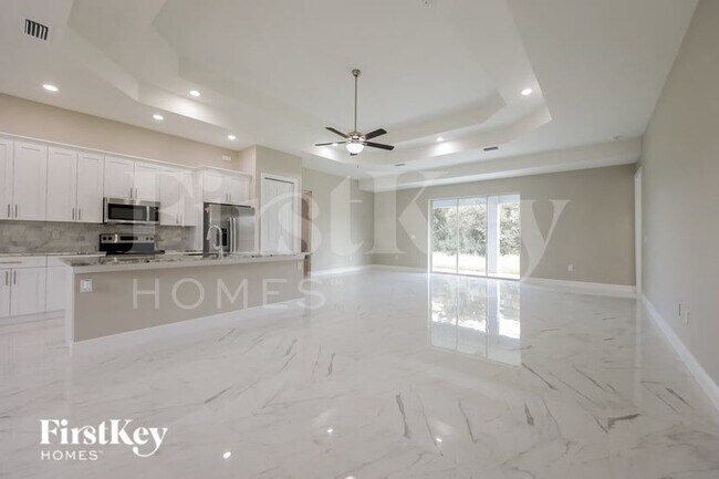 Foto del edificio - 2811 45th St SW