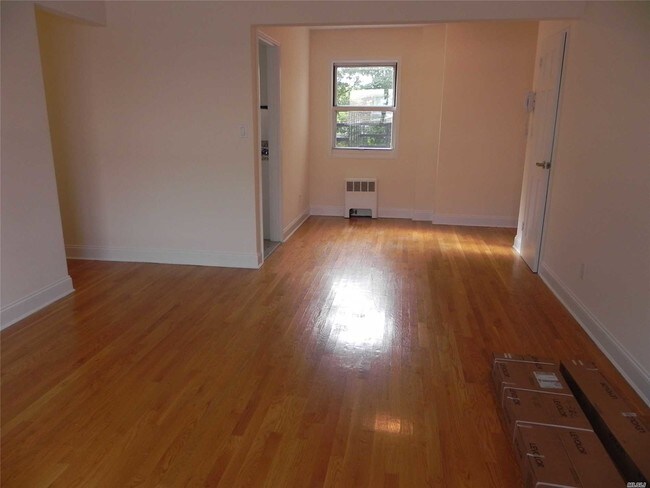 Foto del edificio - 11 Schenck Ave