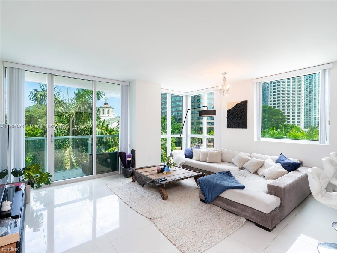 Primary Photo - 2 br, 2 bath Condo - 500 Brickell Ave