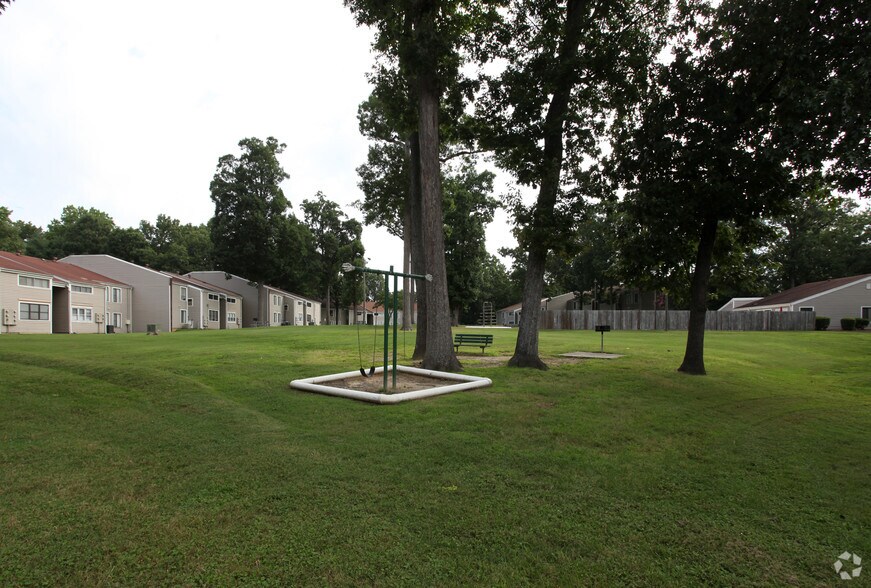 The Colony Apartments Rentals Burlington, NC