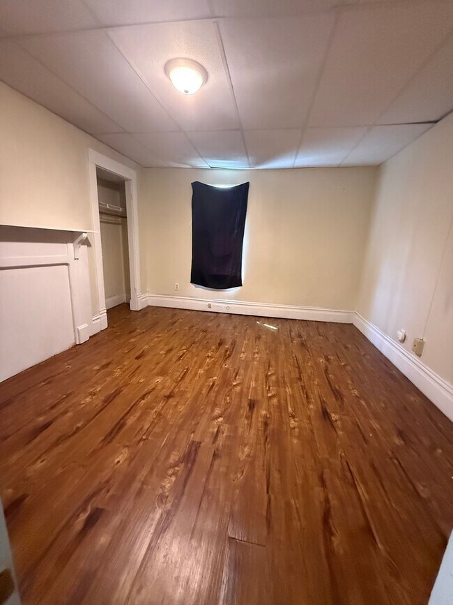 Foto del edificio - 382 Forest Ave
