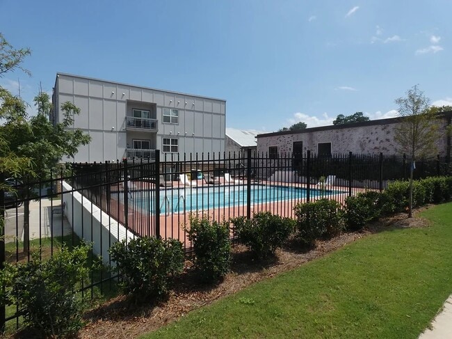 Building Photo - Hillside Lofts