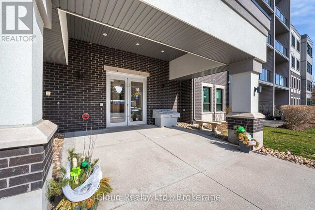 Building Photo - 69 Boyne St