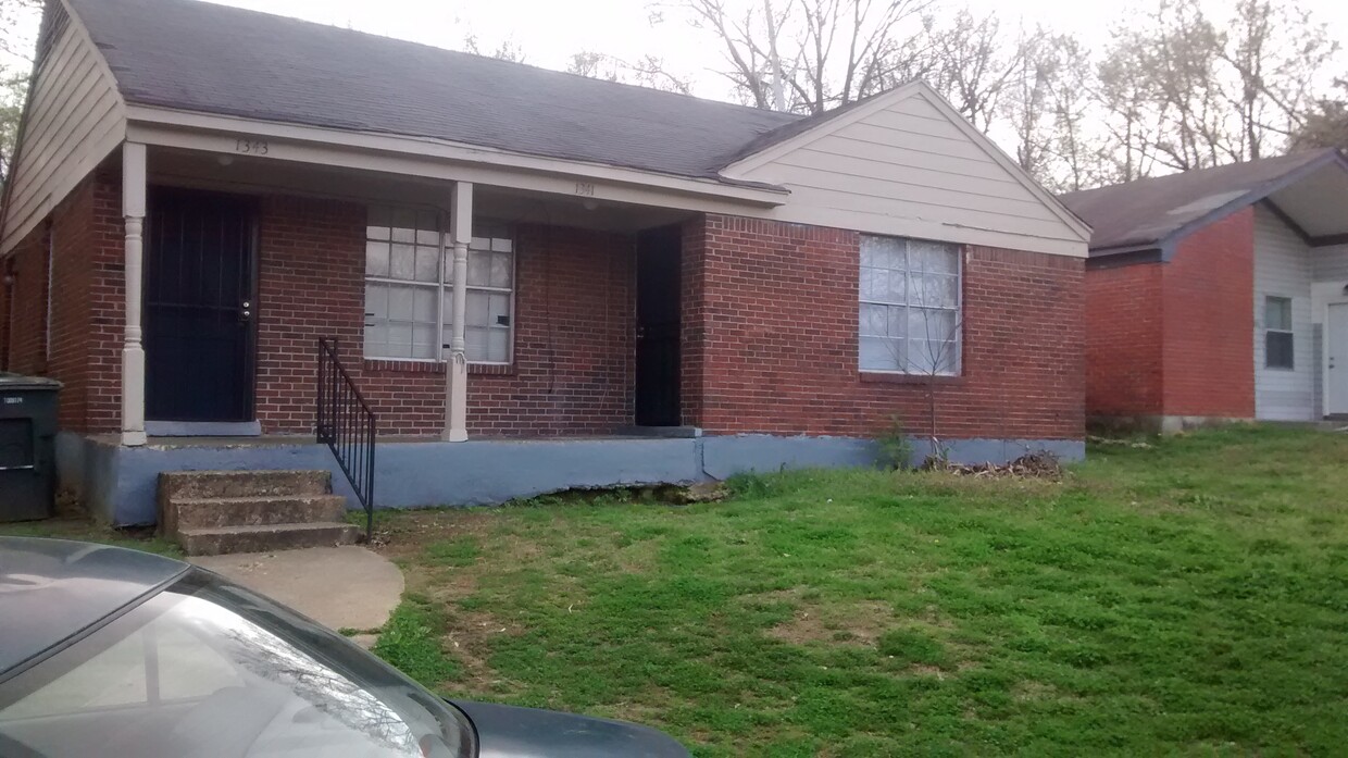 Foto principal - 1341-43 Halcomb ln Memphis, TN. 38127