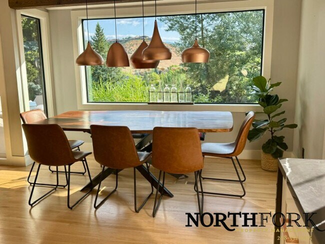 Foto del edificio - Beautiful Boise Heights Home!