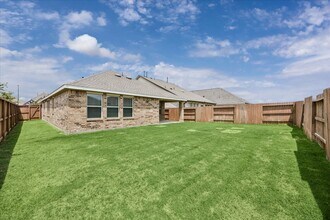 Building Photo - 7202 Darting Plover Wy