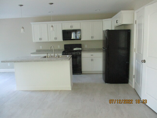 Building Photo - 513 S 20th St