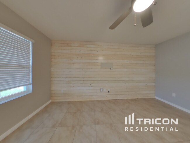 Foto del edificio - 340 Spruce Pine Dr