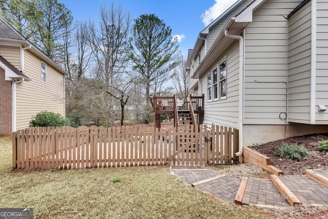 Building Photo - 1596 Ridge Point Ct NW