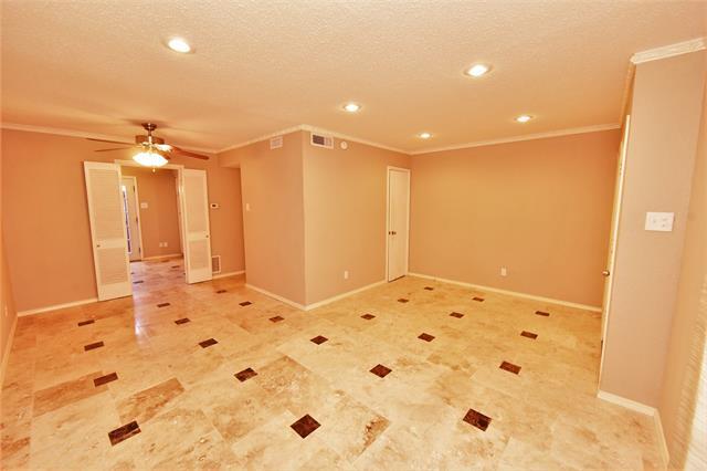 Foto del edificio - 9832 Valley Meadow Ct