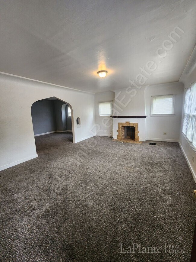 Foto del edificio - 2647 Greenway Street