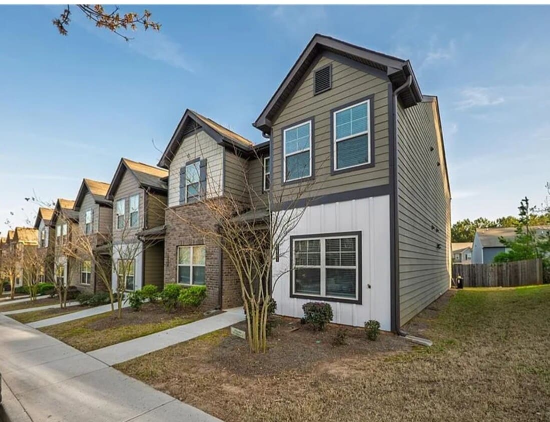 Building Photo - 2461 Bayrose Cir