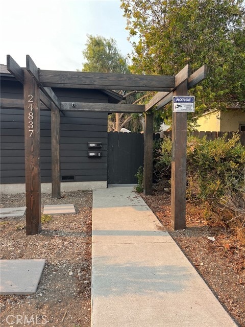 Building Photo - 24837 Winlock Dr