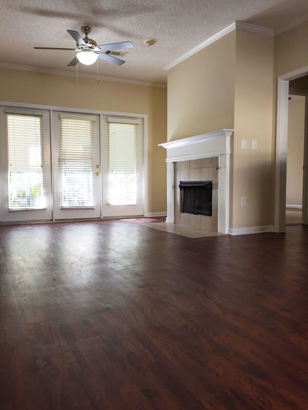 Living room view from foyer - 1843 Norman Bridge Rd