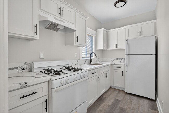 Foto del edificio - 915 Cherry Ave