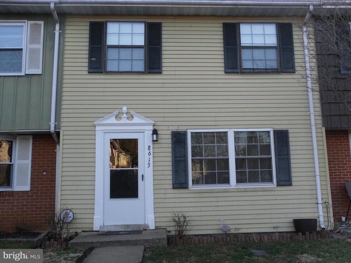 Primary Photo - 8613 Colston Ct