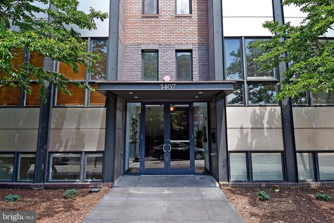 Foto del edificio - 1407 W St NW