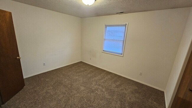 Building Photo - College Park - August 2026